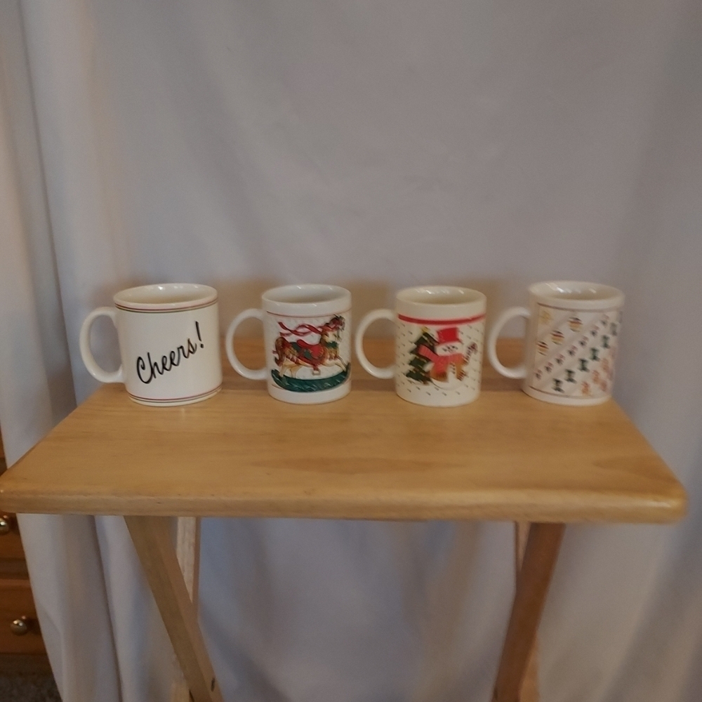 Christmas Mugs - Picture 2 of 2